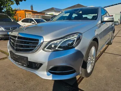Gebraucht Mercedes E350 258 PS (189 kW) 2015 Silber Limousine