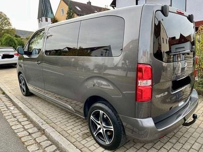 Peugeot Traveller