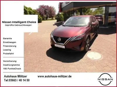 Gebraucht Nissan Qashqai N-Connecta 158 PS (116 kW) 2022 Rot SUV