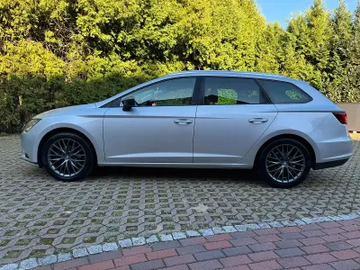 Gebraucht Seat Leon ST CONNECT 150 PS (110 kW) 2016 Grau Kombi