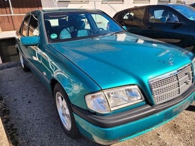 Mercedes C180
