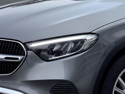 Grau Gebraucht 2023 Mercedes GLC220 Avantgarde SUV | 47.550 € (Fairer Preis)