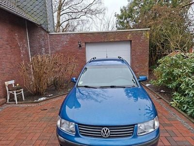 Gebraucht VW Passat Basis 90 PS (66 kW) 1999 Blau Kombi