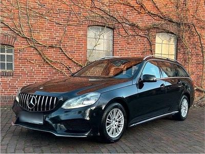 Schwarz Gebraucht 2013 Mercedes E300 AMG Kombi | 14.990 € (Etwas zu teuer)