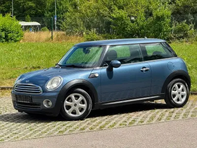 Gebraucht Mini ONE 75 PS (55 kW) 2010 Blau Kleinwagen