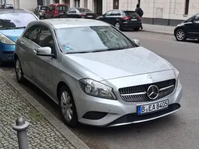 Brugt Mercedes A180 122 HK (89 kW) 2015 Sølv Sedan