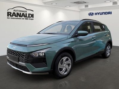 Neu Hyundai Bayon Select 101 PS (74 kW) 2025 Mangrove green (gruen) SUV