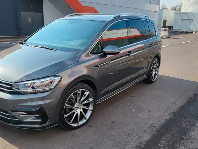 Gebraucht VW Touran R-line 190 PS (139 kW) 2018 Grau Van / Kleinbus