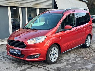 Gebraucht Ford Tourneo 101 PS (74 kW) 2015 Van / Kleinbus
