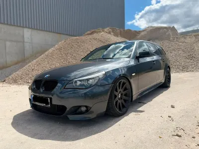 Gebraucht BMW 530 M Sport 235 PS (172 kW) 2009 Grau Kombi
