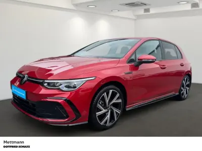 Gebraucht VW Golf VIII R-line 131 PS (96 kW) 2024 Rot Limousine