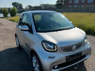 Gebraucht Smart ForTwo Coupé 71 PS (52 kW) 2016 Silber Coupé