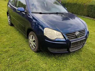 Gebraucht VW Polo 65 PS (47 kW) 2006 Blau Kleinwagen