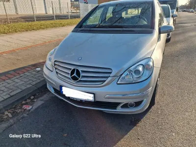 Gebraucht Mercedes B200 136 PS (100 kW) 2007 Silber Van / Kleinbus