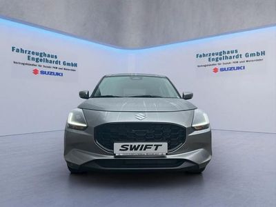 Neu Suzuki Swift Comfort+ 82 PS (60 kW) 2026 Silber Kleinwagen
