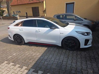 Gebraucht Kia ProCeed GT 204 PS (150 kW) 2019 Weiß Kombi