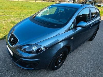 Gebraucht Seat Altea 125 PS (91 kW) 2014 Grau Van / Kleinbus