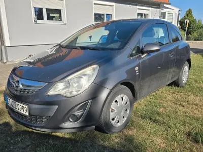 Gebraucht Opel Corsa Selection 69 PS (50 kW) 2011 Kleinwagen
