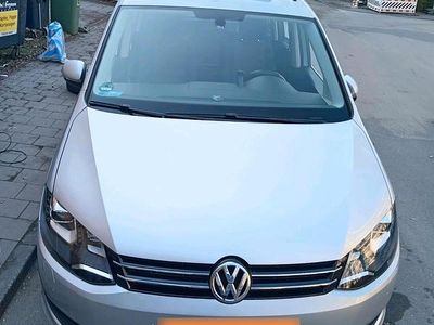 Gebraucht VW Sharan 140 PS (102 kW) 2015 Grau Van / Kleinbus