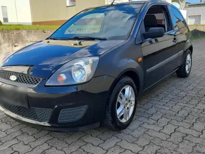 Gebraucht Ford Fiesta 60 PS (44 kW) 2007 Schwarz Kleinwagen