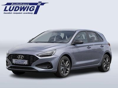 Blau Gebraucht 2024 Hyundai i30 Advantage Limousine | 19.900 € (Guter Preis)