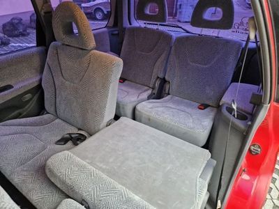 gebraucht Mitsubishi Space Wagon 2.4 GDI Family 7-Sitzer
