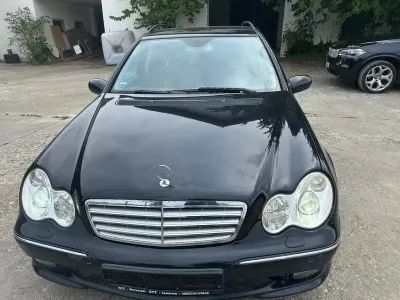 Gebraucht Mercedes C230 Avantgarde 192 PS (141 kW) 2005 Limousine