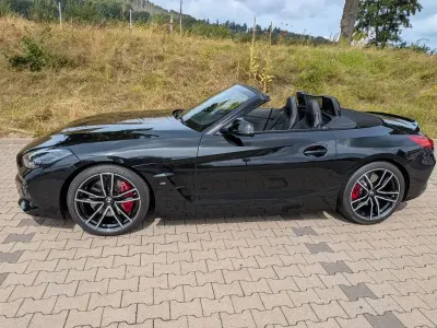 Gebraucht BMW Z4 Performance 197 PS (144 kW) 2025 Schwarz Cabrio