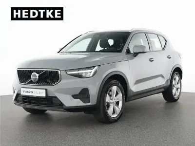 Gebraucht Volvo XC40 Core 163 PS (119 kW) 2023 Vapour grey / SUV