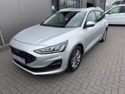 Gebraucht Ford Focus Titanium 120 PS (88 kW) 2022 Silber Kombi