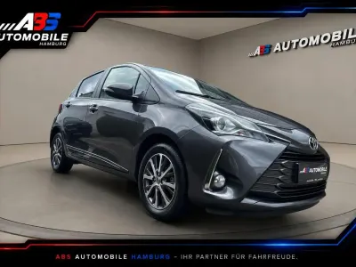 Gebraucht Toyota Yaris Club 72 PS (52 kW) 2019 Grau Kleinwagen