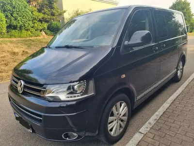 Gebraucht VW Multivan 179 PS (131 kW) 2012 Schwarz Van / Kleinbus