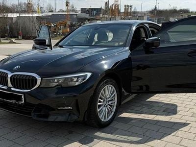 Gebraucht BMW 320 Sport Line 184 PS (135 kW) 2019 Schwarz Limousine
