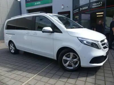 Gebraucht Mercedes V220 163 PS (119 kW) 2020 Weiß Van / Kleinbus