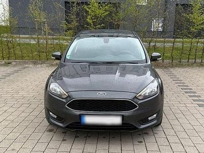 Second-hand Ford Focus Titanium 150 CP (110 kW) 2016 Gri Berlinǎ