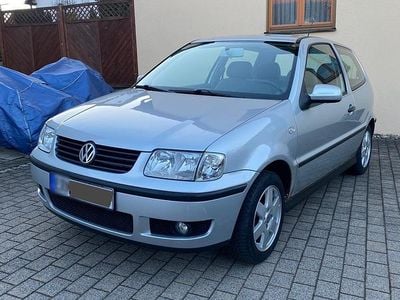 Used VW Polo 75 HP (55 kW) 2001 Silver Hatchback