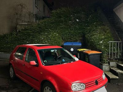 Rot Gebraucht 1998 VW Golf IV Kleinwagen | 1.660 € (Fairer Preis)