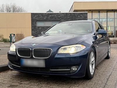 Gebraucht BMW 525 218 PS (160 kW) 2012 Blau Kombi