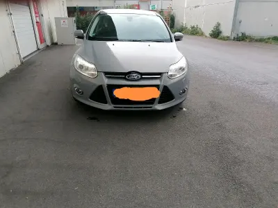 Gebraucht Ford Focus 120 PS (88 kW) 2013 Grün Limousine