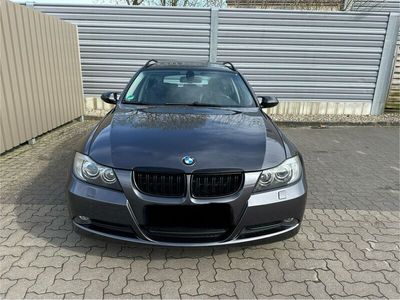 gebraucht BMW 318 d Xenon Panorama 2Hand