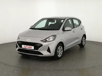 Neu Hyundai i10 79 PS (58 kW) 2025 Grau Kleinwagen