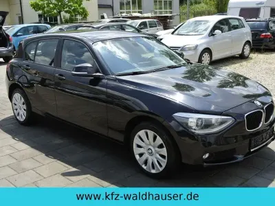 Gebraucht BMW 118 Comfort Edition 143 PS (105 kW) 2014 Schwarz Kleinwagen