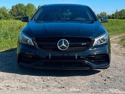 Mercedes CLA45 AMG