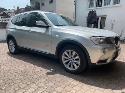 Gebraucht BMW X3 165 PS (121 kW) 2011 Silber SUV