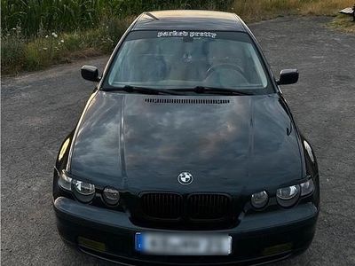 Schwarz Gebraucht 2003 BMW 318 Compact Basis Kleinwagen | 1.600 €