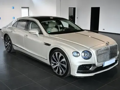 Brugt Bentley Flying Spur Mulliner 550 HK (404 kW) 2021 Beige Sedan