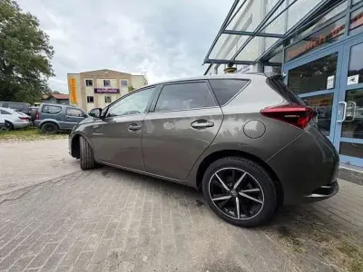 Gebraucht Toyota Auris Edition-S 116 PS (85 kW) 2017 Grau metallic