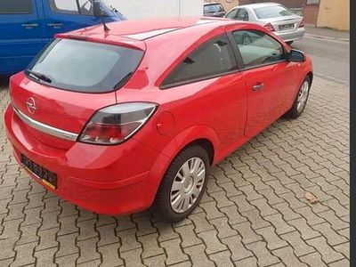 Gebraucht Opel Astra 90 PS (66 kW) 2009 Rot Coupé