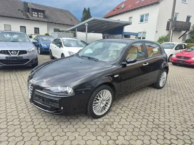Gebraucht Alfa Romeo 147 105 PS (77 kW) 2007 Schwarz Kleinwagen