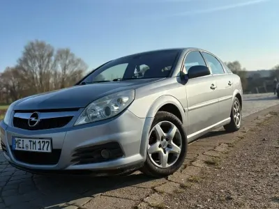 Gebraucht Opel Vectra 155 PS (114 kW) 2007 Andere farben Limousine
